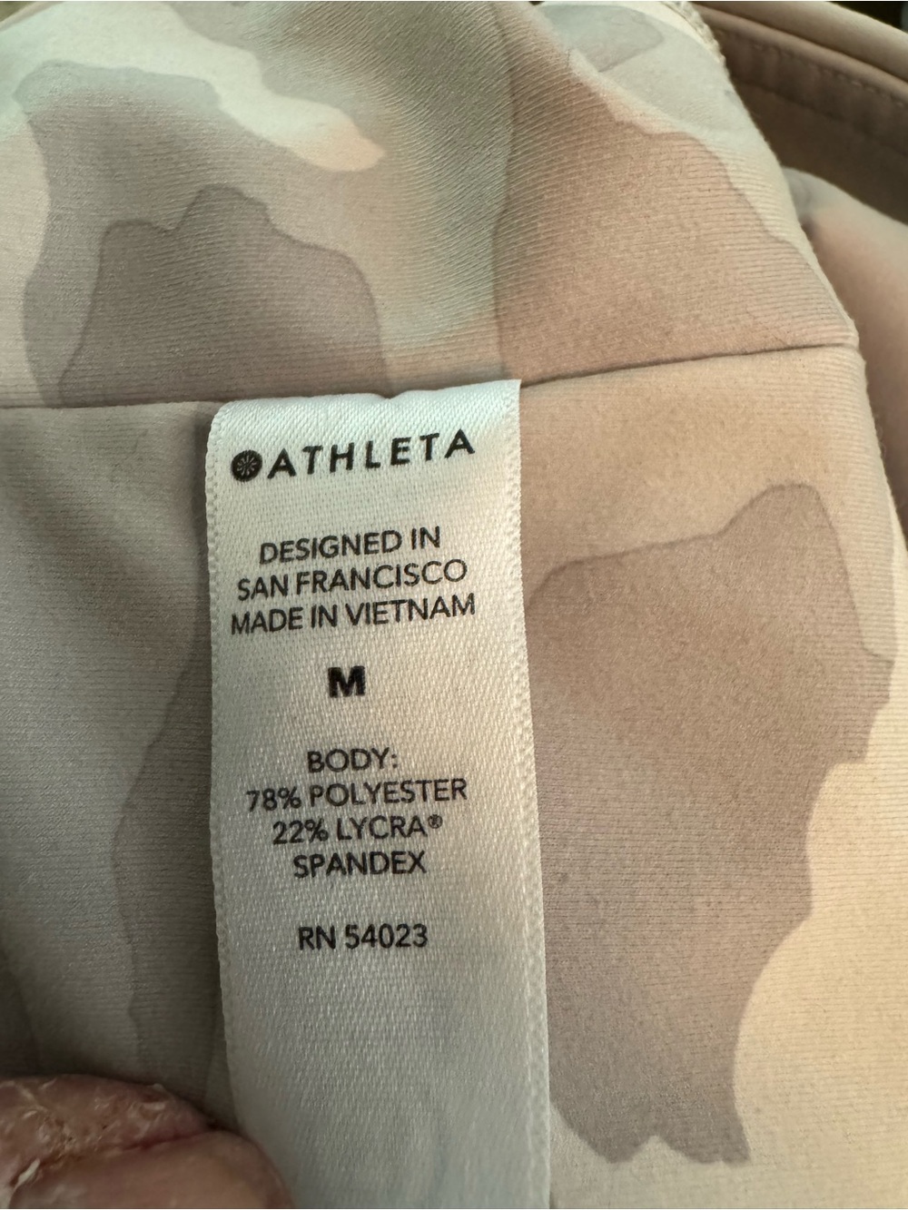 Athleta Camo Pants Size Medium - Picture 4 of 5